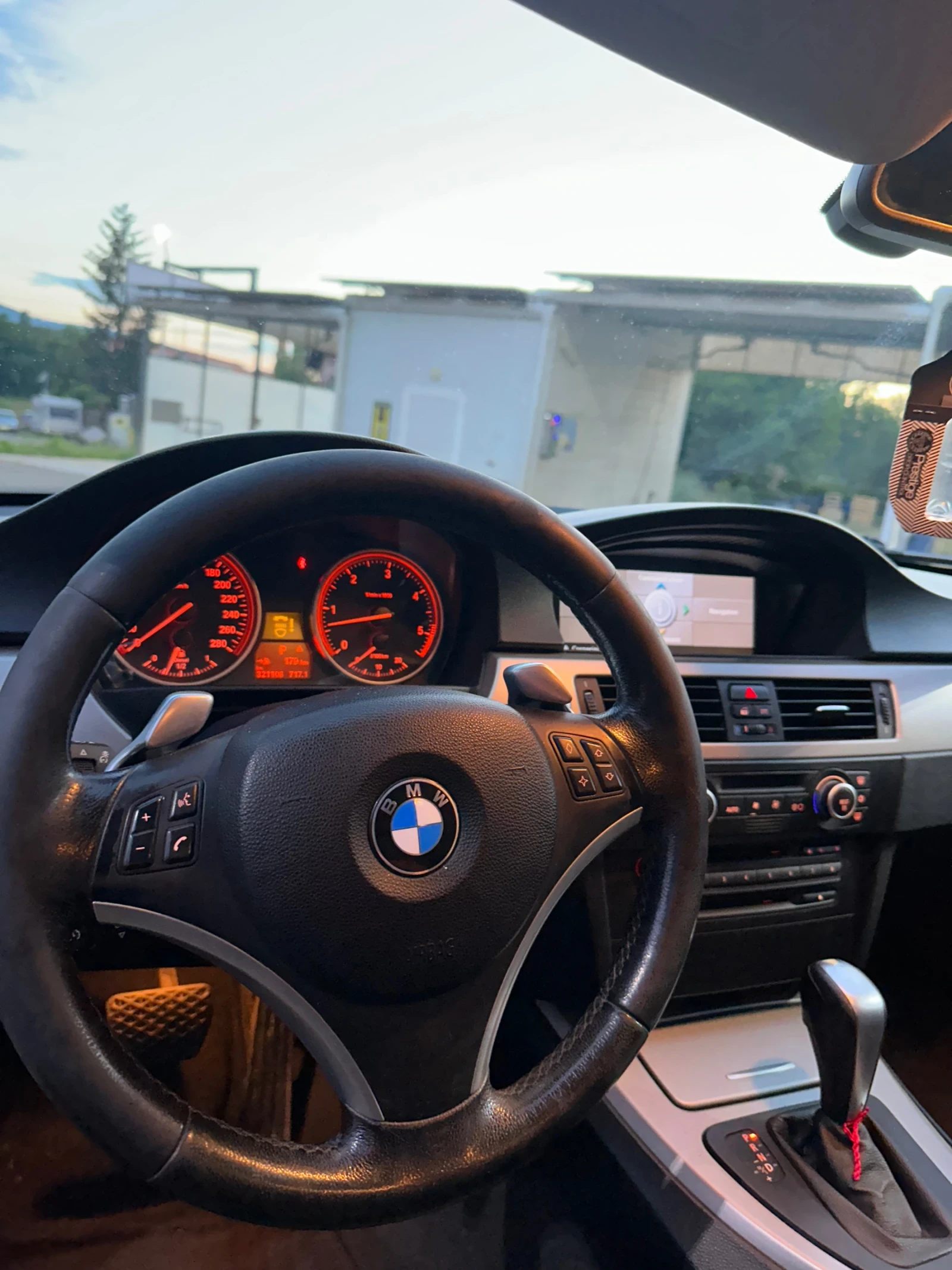 BMW 335, снимка 6 - Автомобили и джипове - 55298799
