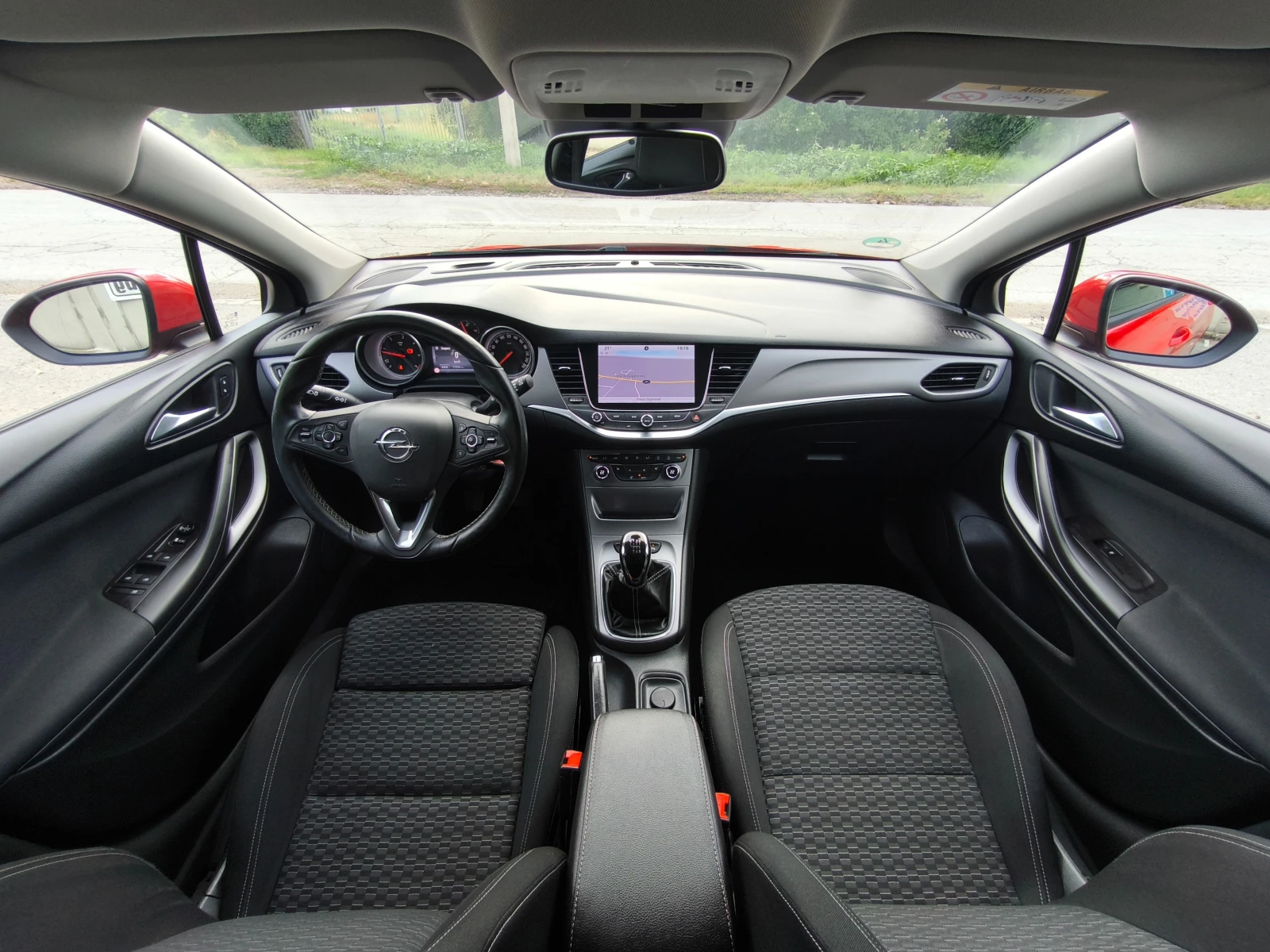 Opel Astra 1.6 CDTI Sport Tourer + , снимка 10 - Автомобили и джипове - 55319298