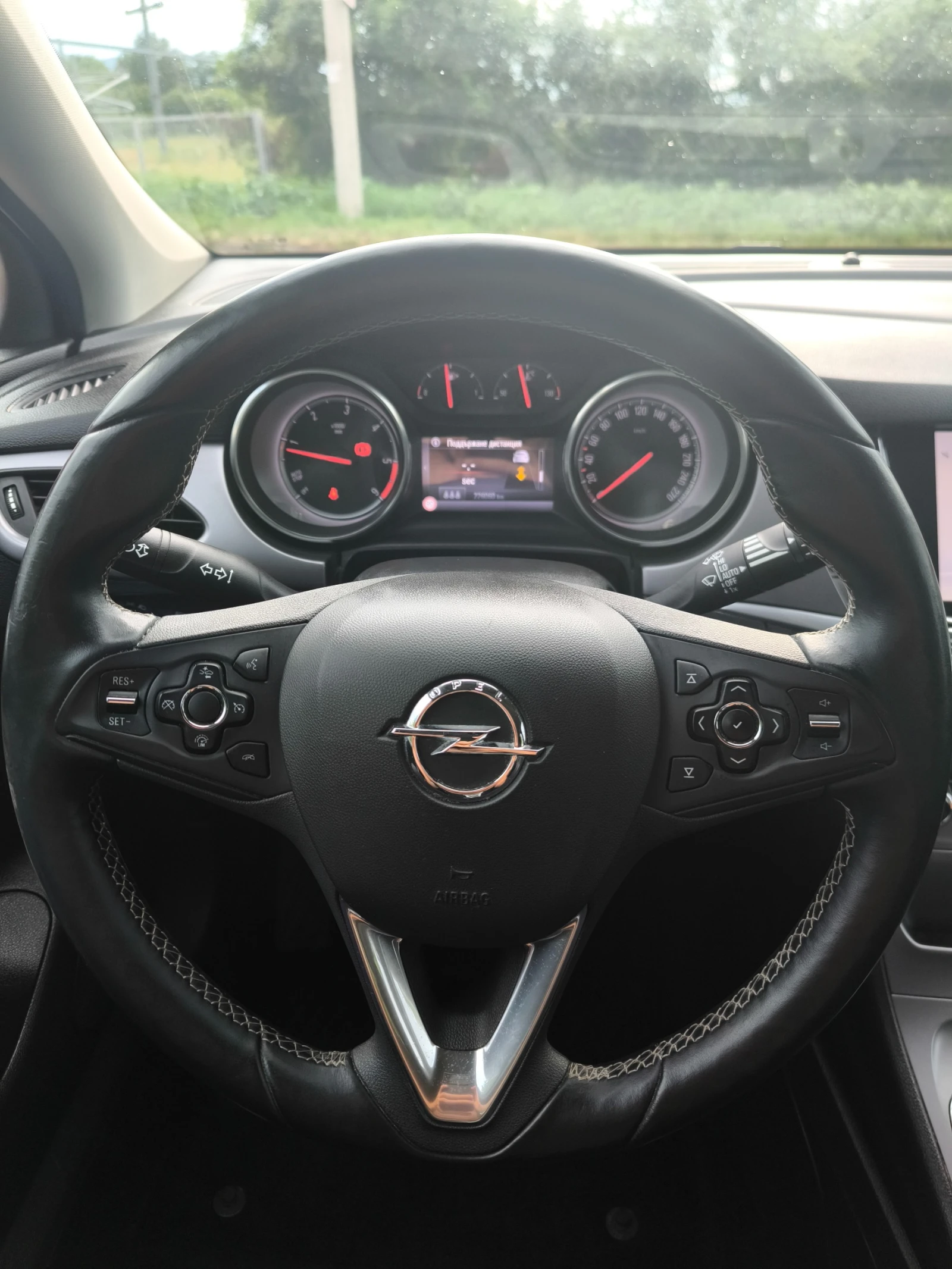 Opel Astra 1.6 CDTI Sport Tourer + , снимка 13 - Автомобили и джипове - 55319298