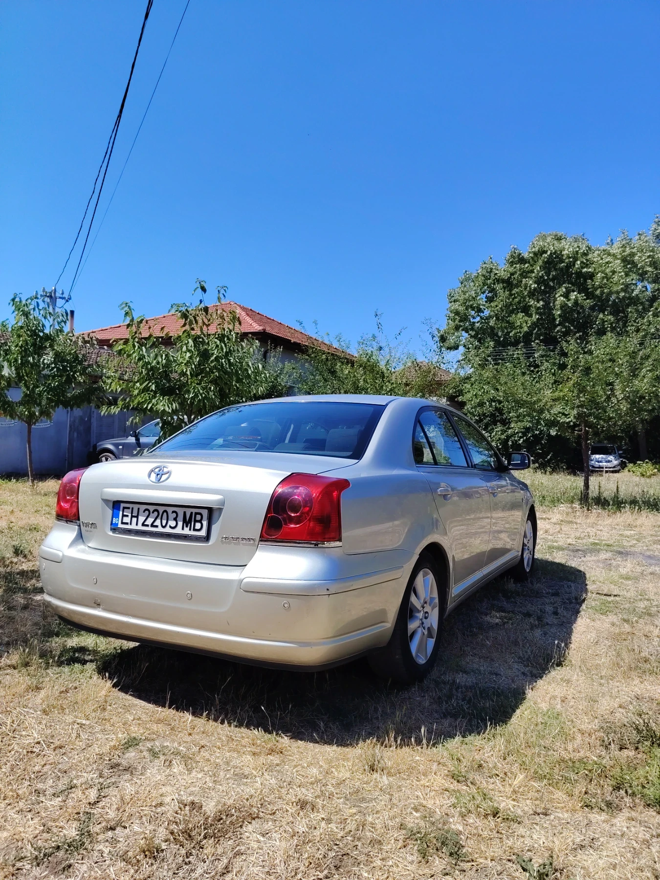 Toyota Avensis 1.8 VVT-i, снимка 4 - Автомобили и джипове - 55420782