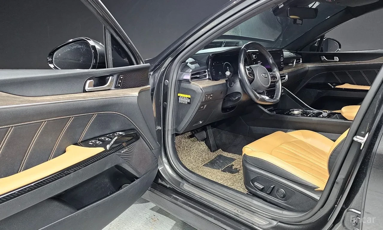 Kia K5 SIGNATURE MAX| DISTRO| HUD| ОБДУХ| 360| MIRROR CAM, снимка 12 - Автомобили и джипове - 55743990