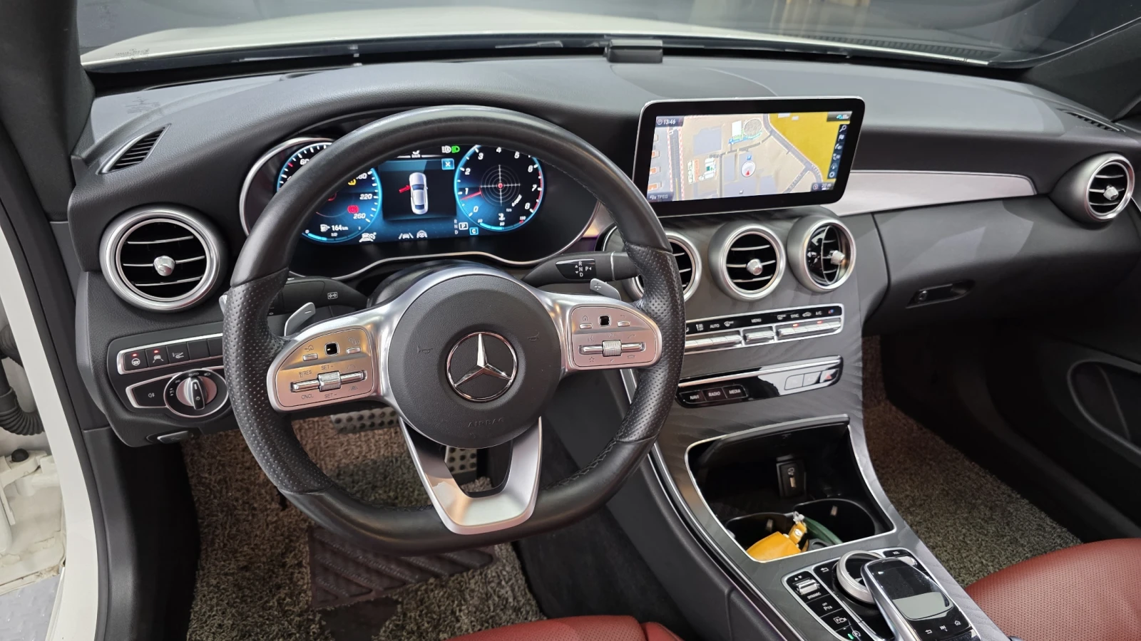 Mercedes-Benz C 200 BLIND SPOT* HUD* ЕЛ. БАГАЖНИК* ЛЮК* КРАЙНА ЦЕНА, снимка 7 - Автомобили и джипове - 55756189