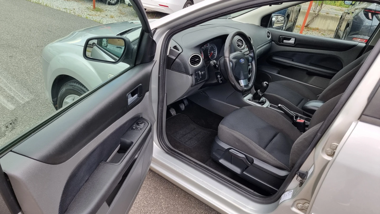 Ford Focus 1.6TDCI Euro4, снимка 7 - Автомобили и джипове - 55802380