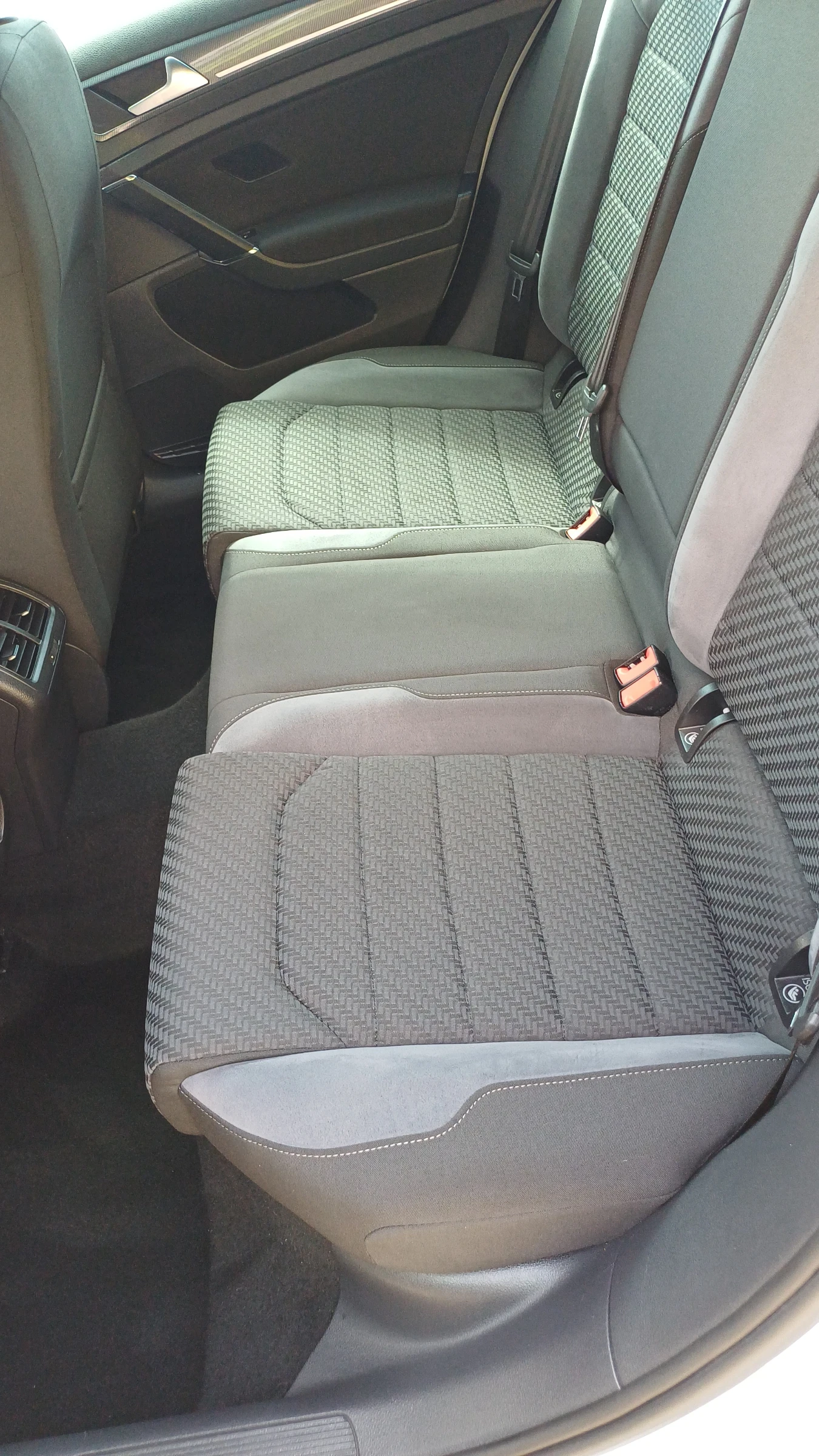 VW Golf R-LINE, снимка 11 - Автомобили и джипове - 55802711