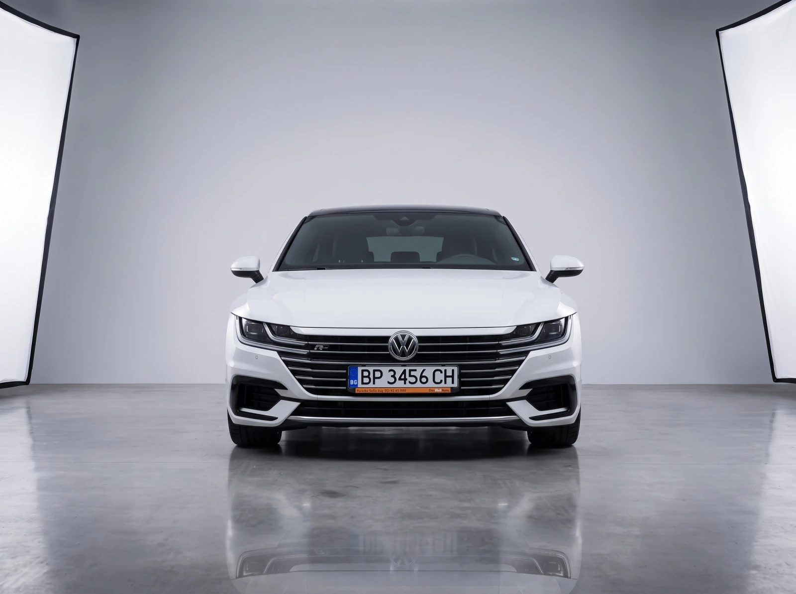 VW Arteon TSI R-Line, снимка 6 - Автомобили и джипове - 55840022