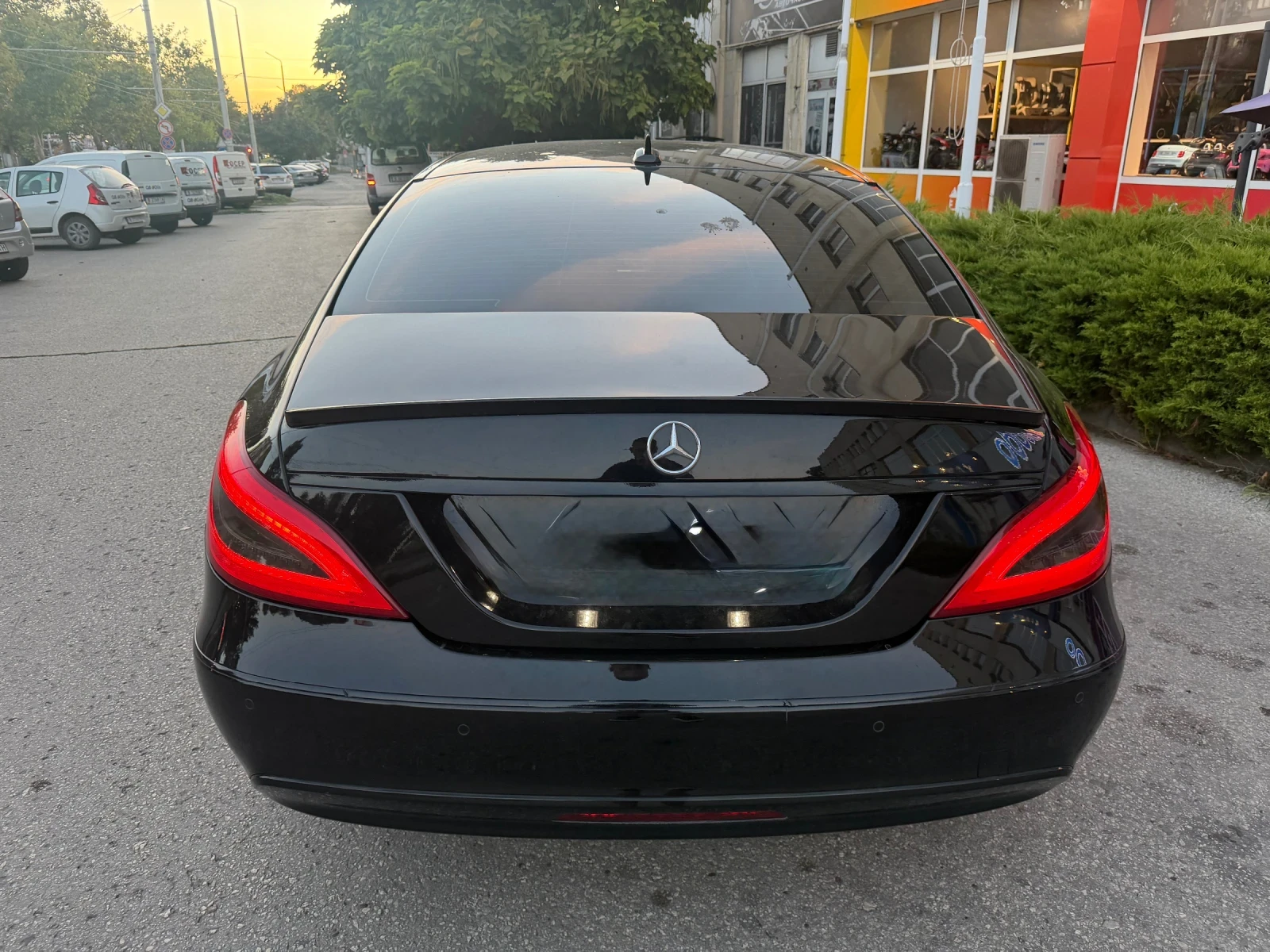 Mercedes-Benz CLS 350 AMG* LED* NAVI* КАМЕРА, снимка 6 - Автомобили и джипове - 55982808