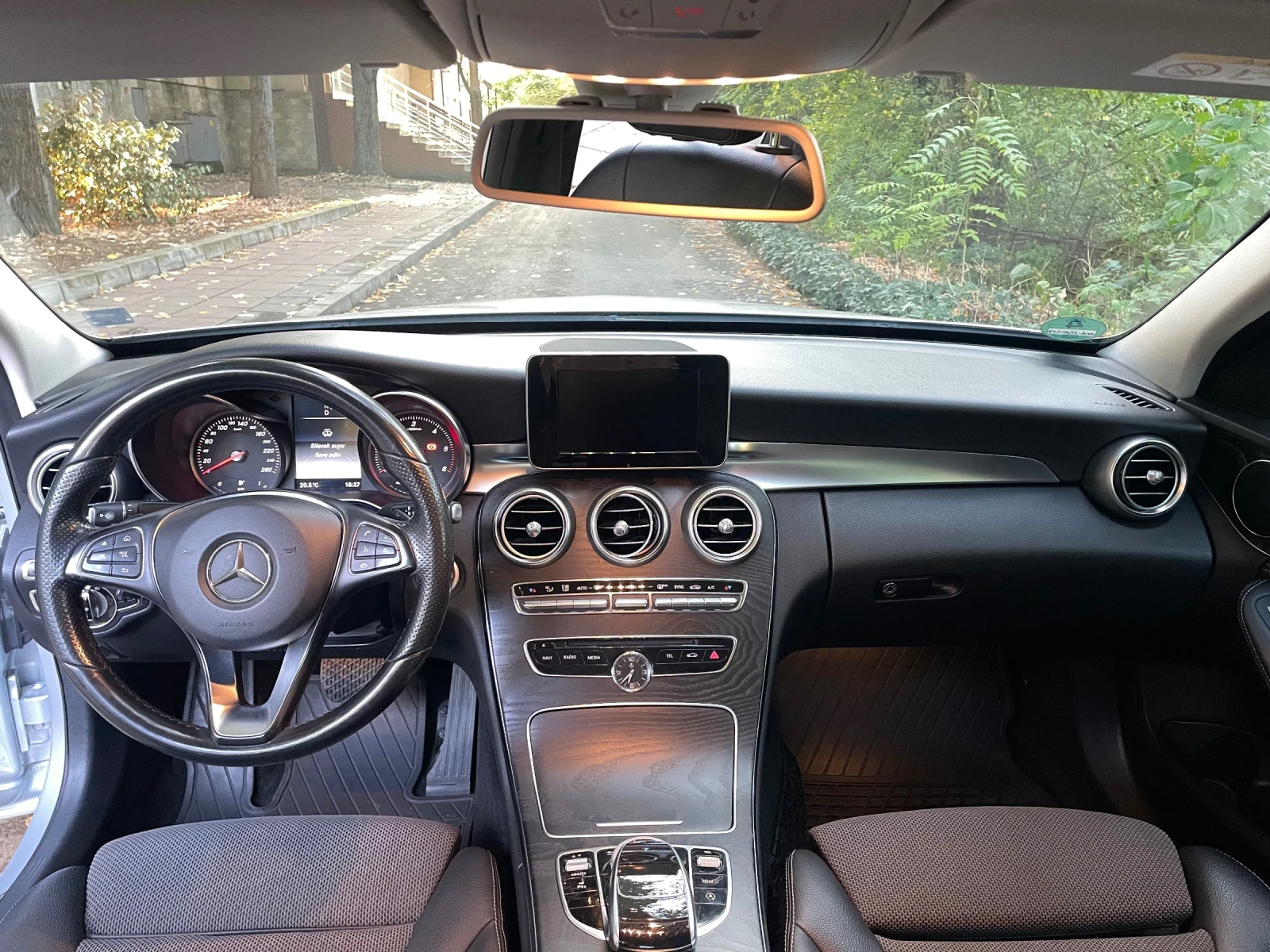Mercedes-Benz C 220, снимка 8 - Автомобили и джипове - 56062808