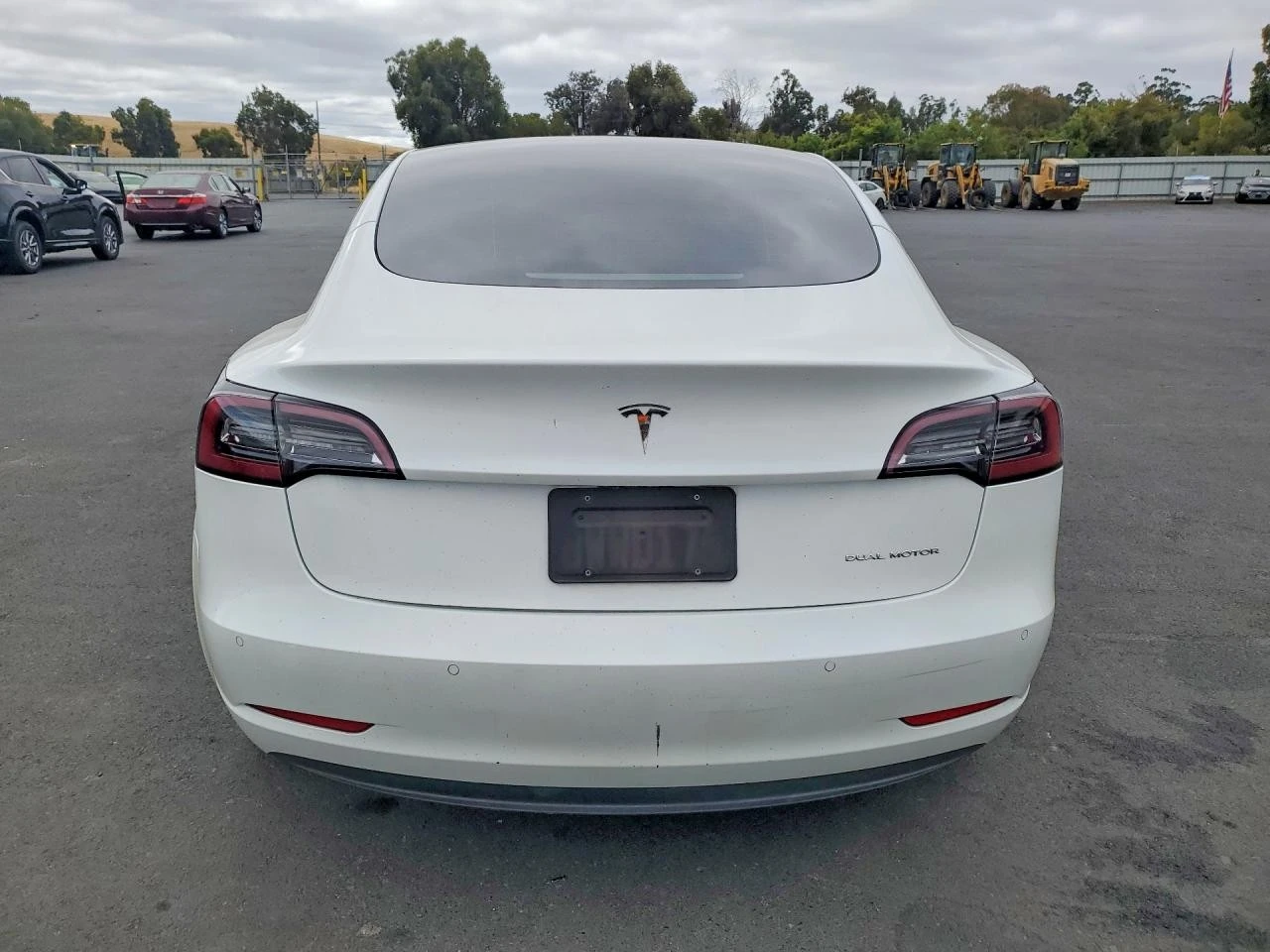 Tesla Model 3 Long Range Dual Motor AWD , снимка 5 - Автомобили и джипове - 56325849