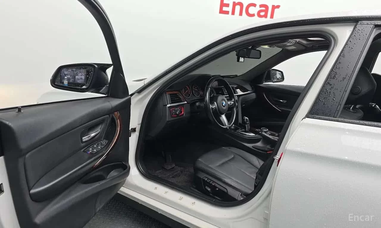 BMW 320 * 320d Sport * ЦЕНА ДО БГ, снимка 5 - Автомобили и джипове - 56626044
