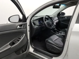 Hyundai Tucson * 2.0 CRDi 4WD* , снимка 2