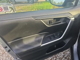 Toyota Rav4 2024* LE* DISTRONIK* LANE ASSIST* 34892 KM* НОВИ Г - 58700 лв. - 28550069 12