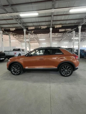 VW T-Roc 2.0tdi/4motion/distr/panor/led adap/digital/ | Mobile.bg    8