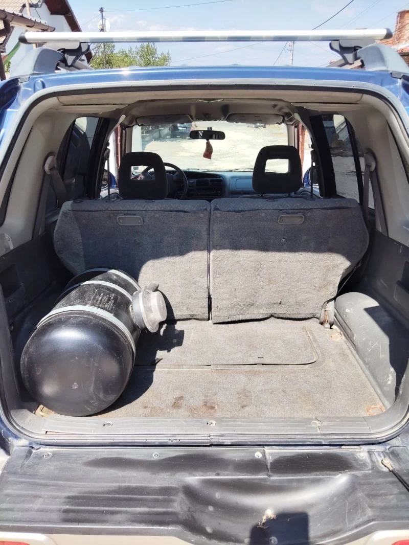 Suzuki Grand vitara 2.5, снимка 6 - Автомобили и джипове - 52036862