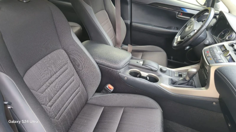 Lexus NX 300h Хибрид, снимка 9 - Автомобили и джипове - 52041008