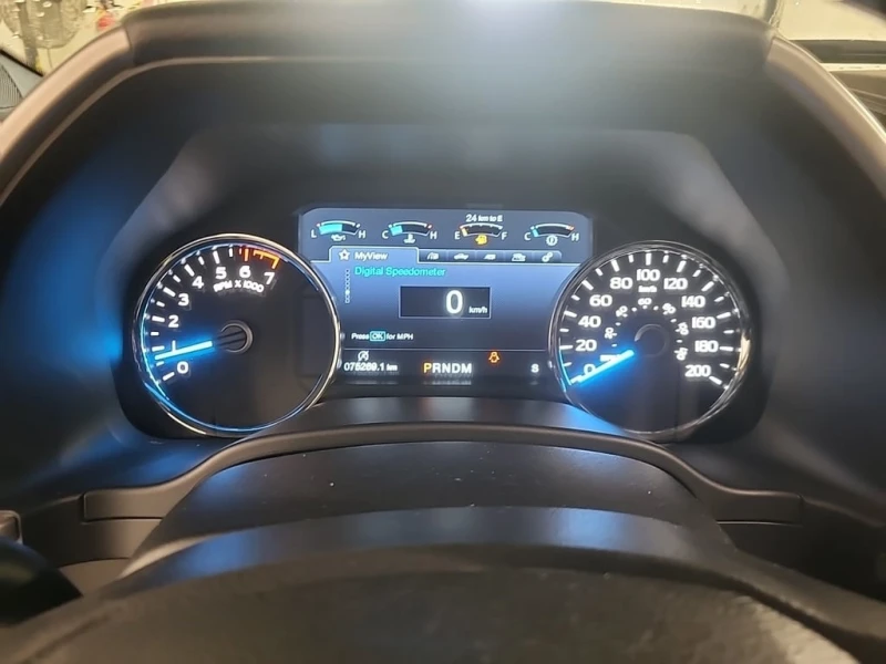 Ford F150 * LARIAT CREW CAB STD BED * CARFAX * БЕЗ ПЪРВОНАЧА, снимка 10 - Автомобили и джипове - 52842457