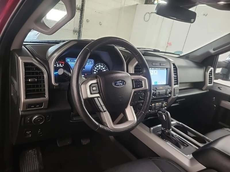 Ford F150 * LARIAT CREW CAB STD BED * CARFAX * БЕЗ ПЪРВОНАЧА, снимка 9 - Автомобили и джипове - 52842457