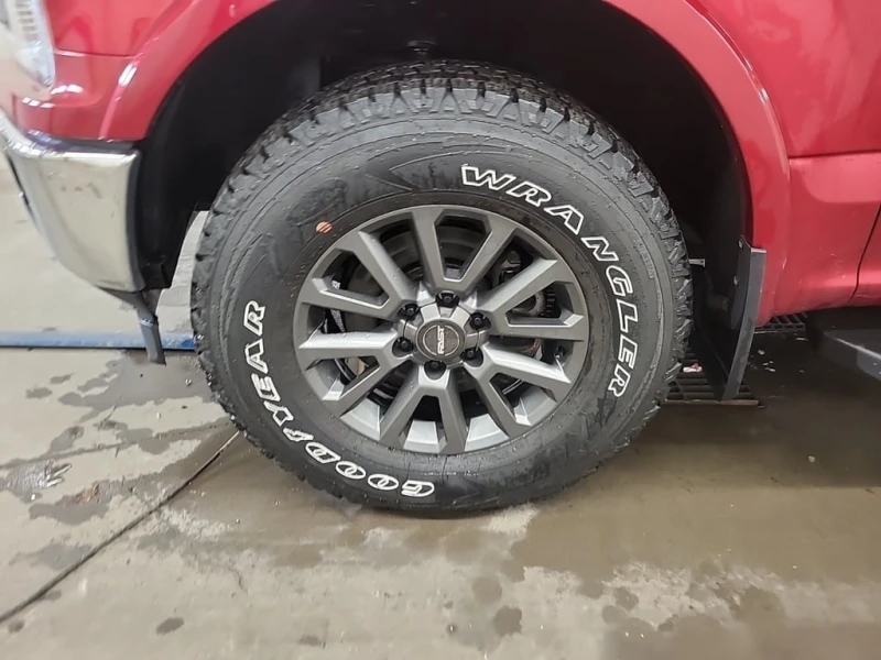 Ford F150 * LARIAT CREW CAB STD BED * CARFAX * БЕЗ ПЪРВОНАЧА, снимка 17 - Автомобили и джипове - 52842457