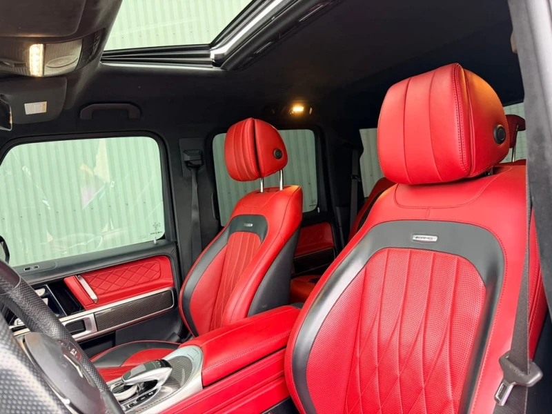 Mercedes-Benz G 63 AMG * 4MATIC SUV * CARFAX * БЕЗ ПЪРВОНАЧАЛНА ВНОСКА, снимка 11 - Автомобили и джипове - 53110150