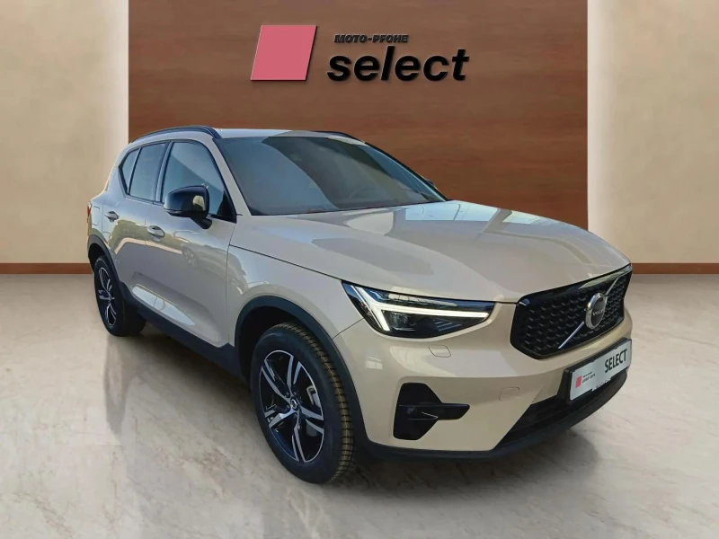Volvo XC40 2.0, снимка 3 - Автомобили и джипове - 53267807