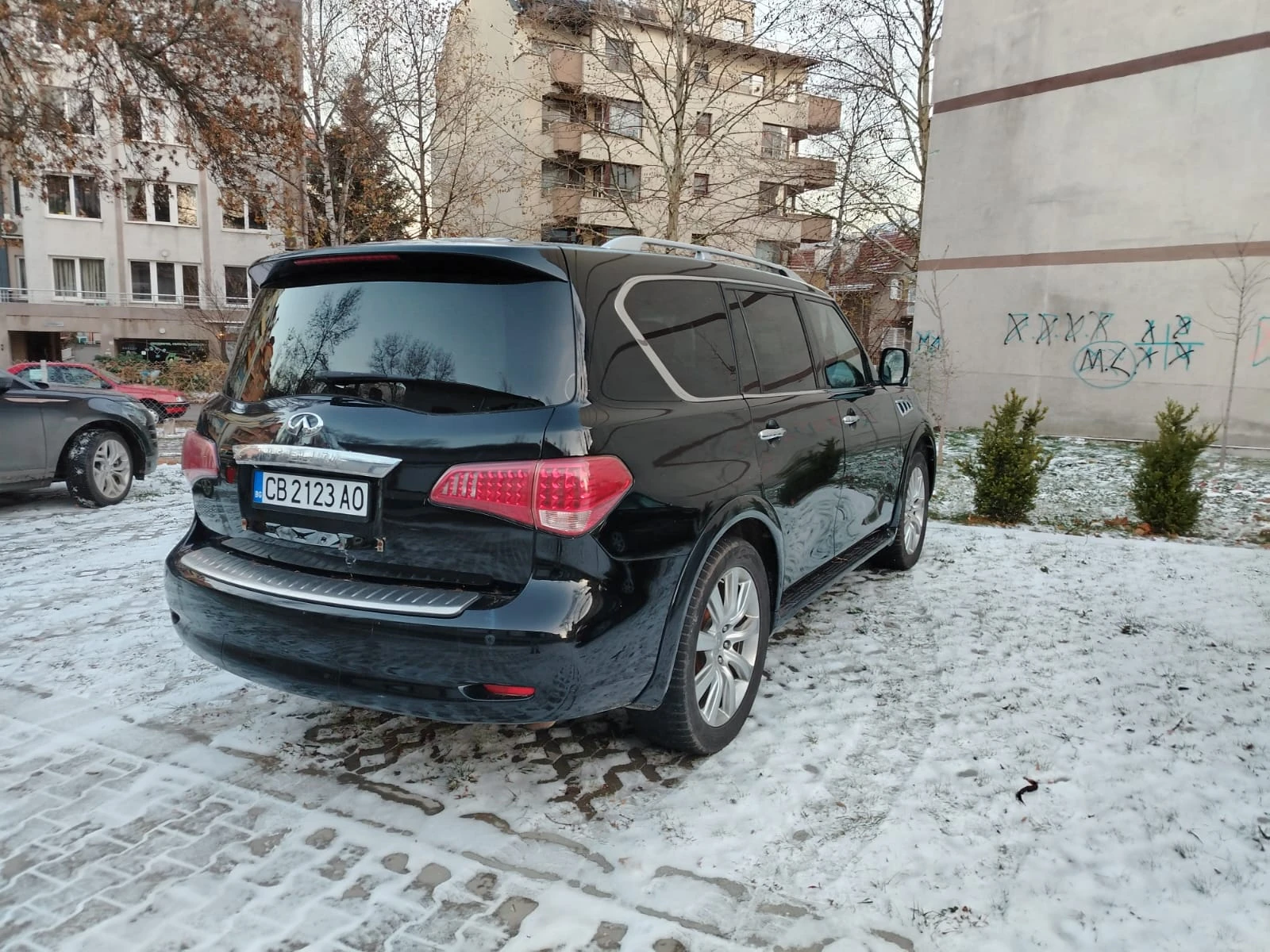 Infiniti QX56 Infiniti QX56 2011 | 5.6L V8 | Full Extras - изображение 5