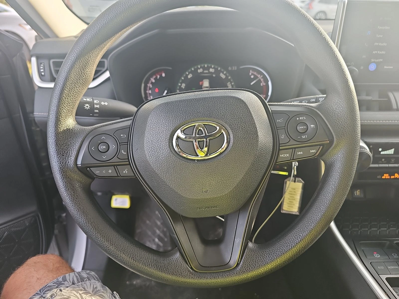 Toyota Rav4 2024* LE* DISTRONIK* LANE ASSIST* 34892 KM* НОВИ Г - изображение 9