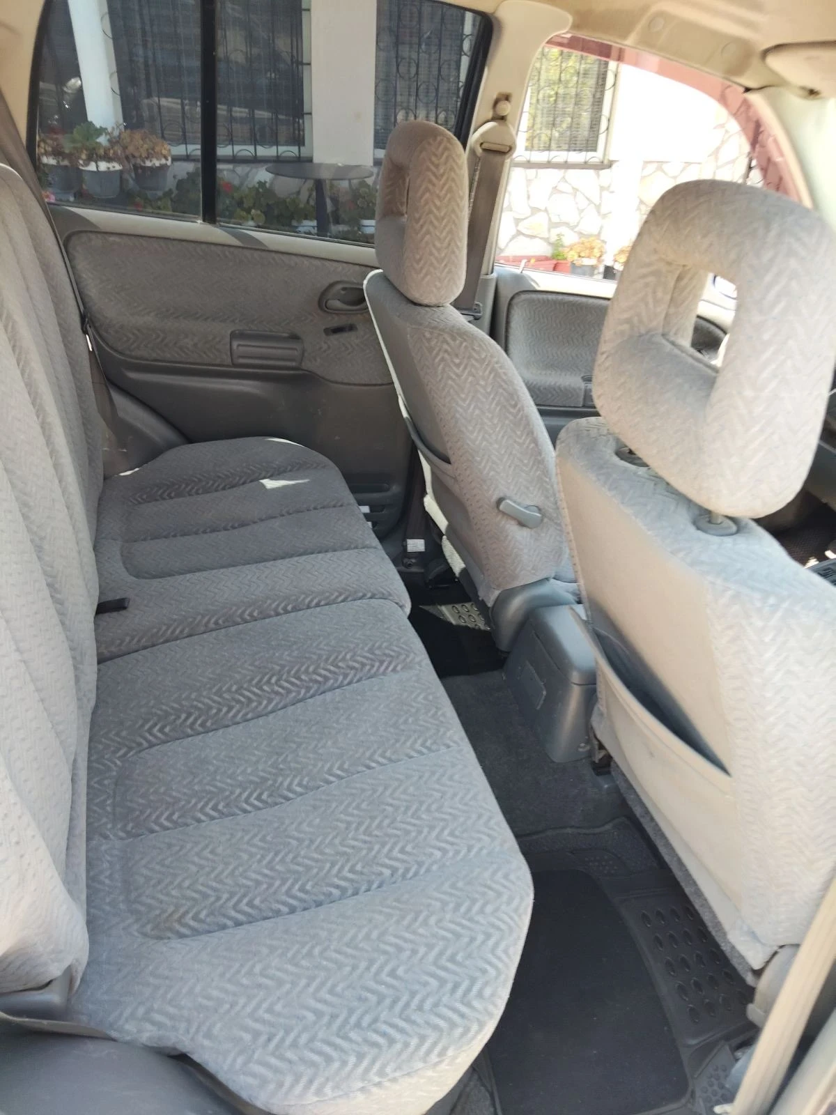 Suzuki Grand vitara 2.5 - изображение 8