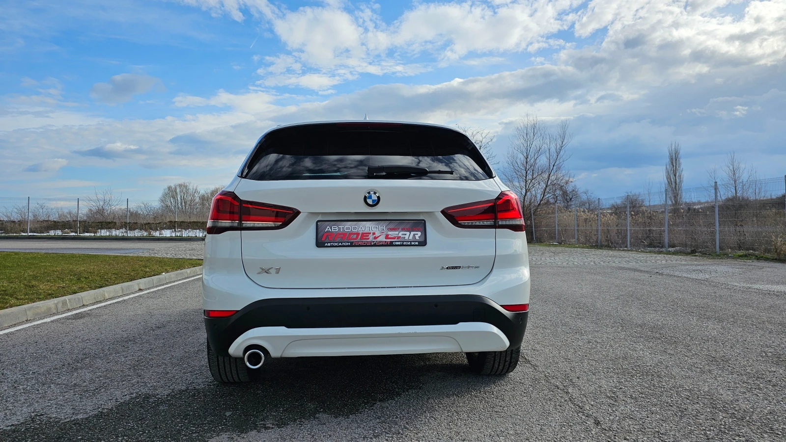 BMW X1 2.5e x-Draive  - изображение 4