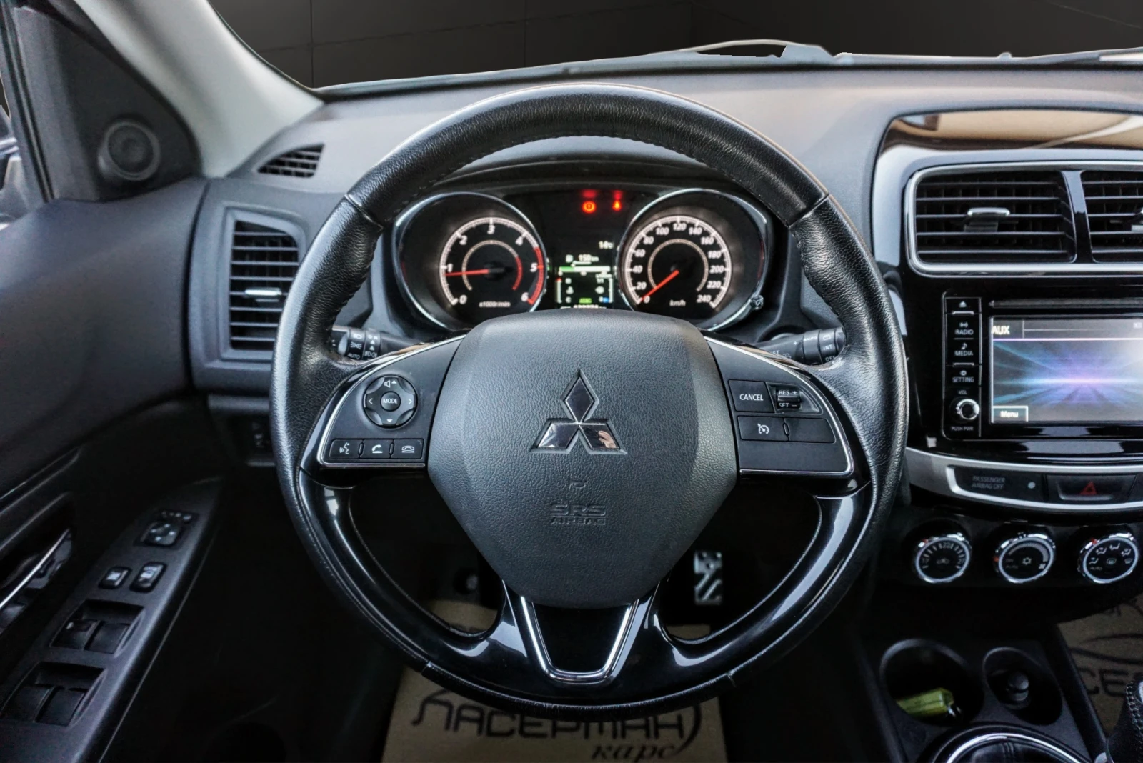 Mitsubishi ASX 1.6 Di-D INTENSE 4WD, снимка 10 - Автомобили и джипове - 54139146