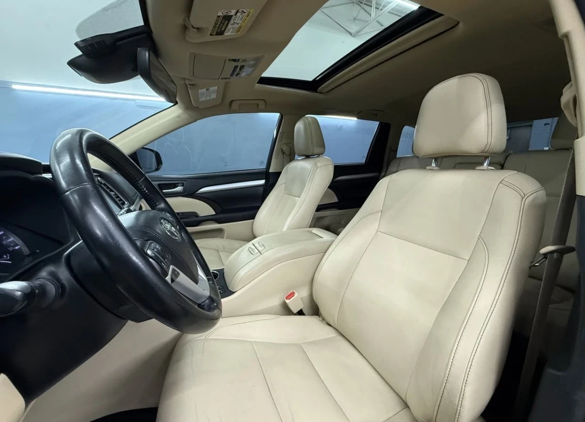 Toyota Highlander HYBRID * XLE * 4WD * KEYLESS * 7 МЕСТА * КАМЕРА * , снимка 10 - Автомобили и джипове - 54239164