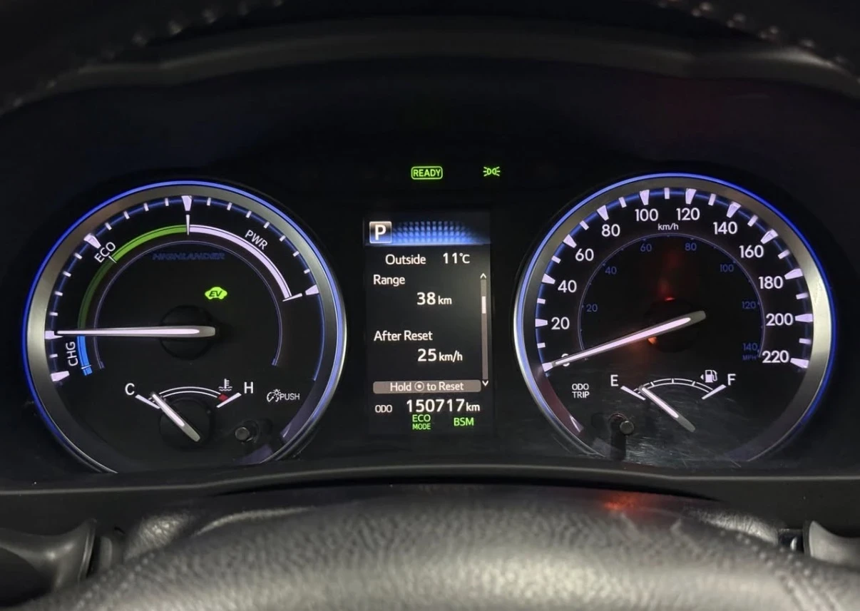 Toyota Highlander HYBRID * XLE * 4WD * KEYLESS * 7 МЕСТА * КАМЕРА * , снимка 7 - Автомобили и джипове - 54239164