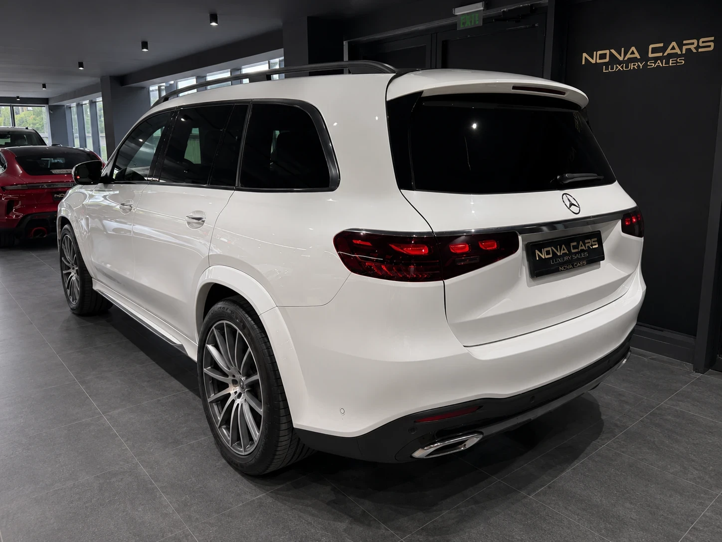 Mercedes-Benz GLS580 AMG, снимка 3 - Автомобили и джипове - 54564673