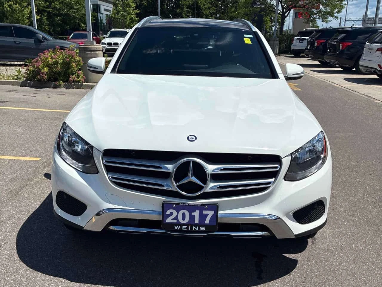 Mercedes-Benz GLC 300 4MATIC * ГЛАВНО ПРЕДСТАВИТЕЛСТВО НА VOLKSWAGEN* , снимка 2 - Автомобили и джипове - 54979498