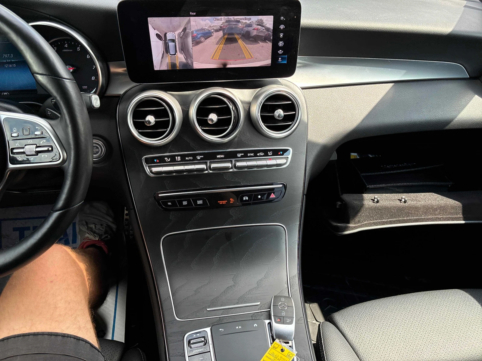Mercedes-Benz GLC * 300 * CARFAX * ЦЕНА ДО БГ, снимка 8 - Автомобили и джипове - 55875930