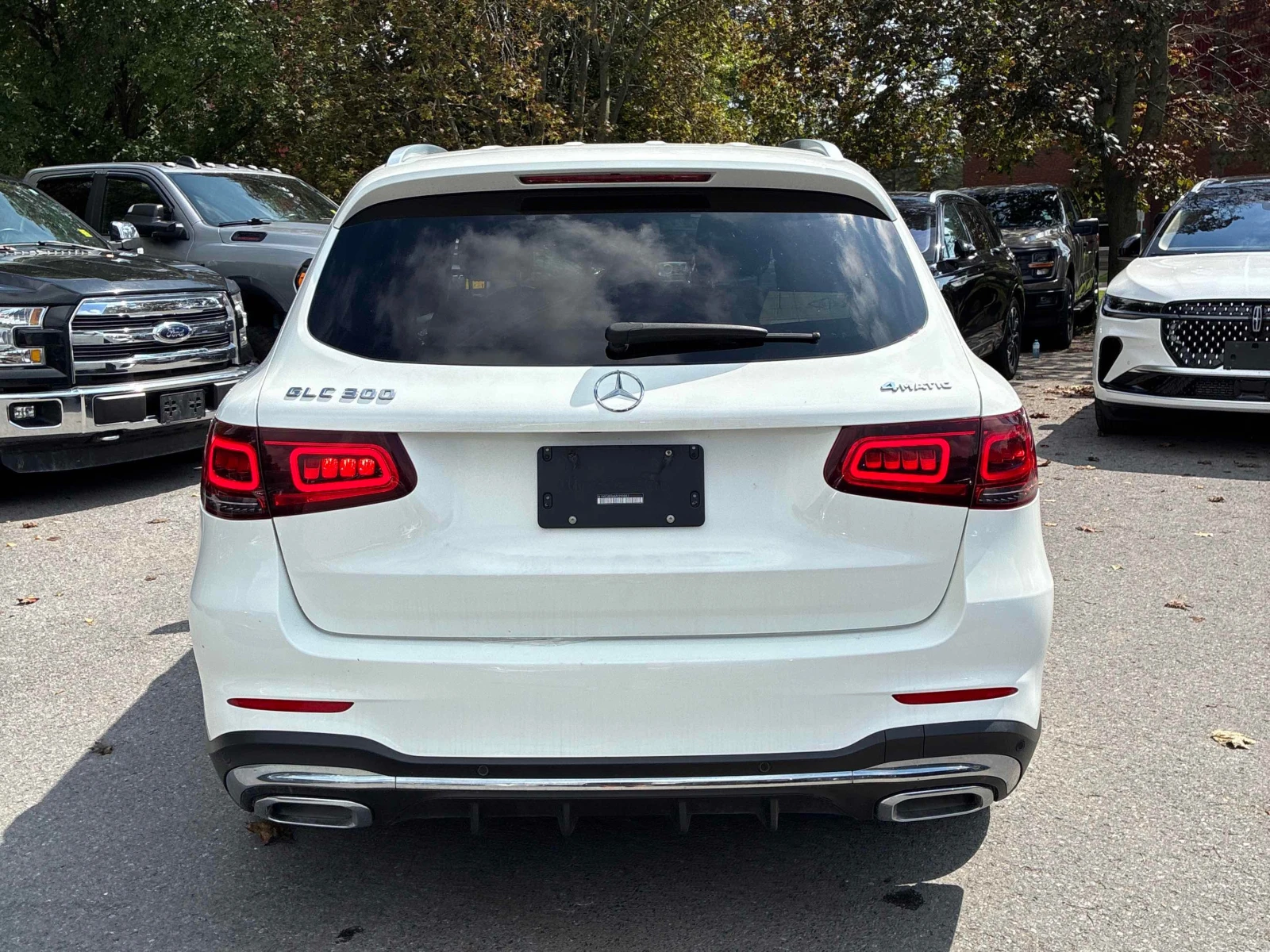 Mercedes-Benz GLC * 300 * CARFAX * ЦЕНА ДО БГ, снимка 5 - Автомобили и джипове - 55875930