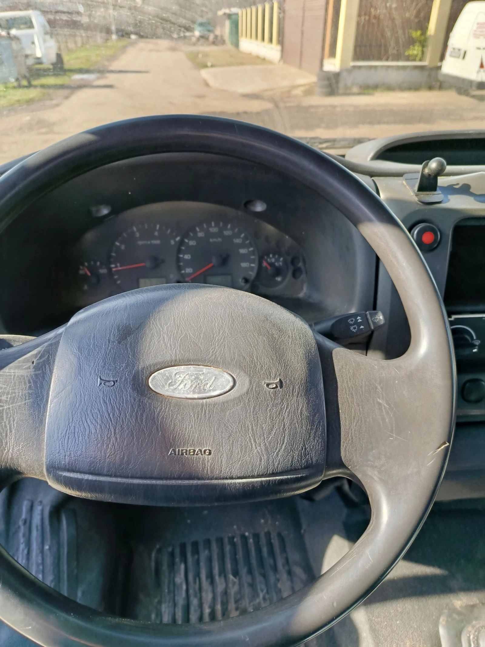 Ford Transit Тристранен самосвал  - изображение 10