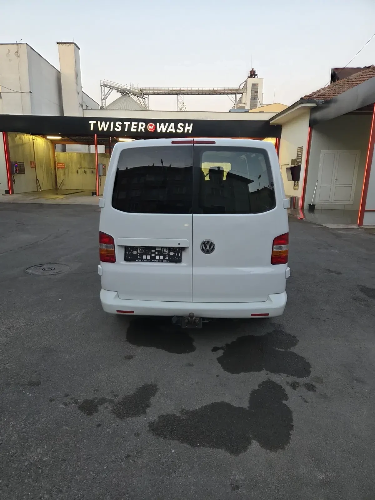 VW T5 2.5 TDI 4Motion!!!, снимка 4 - Бусове и автобуси - 56475704