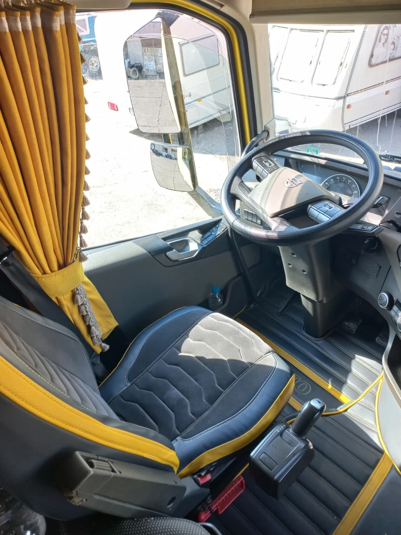 Volvo Fh fh, снимка 11 - Камиони - 48257089