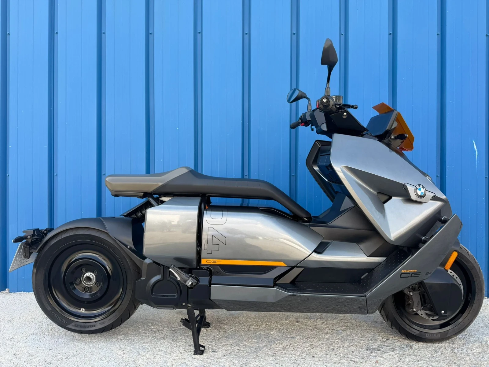 BMW C CE-04 Pro