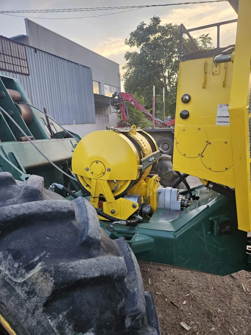 Специализирани машини Машини за дърводобив Lkt 81 turbo, снимка 5 - Селскостопанска техника - 52383503