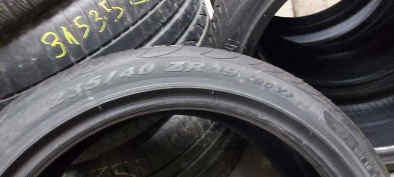 Гуми Летни 235/40R19, снимка 6 - Гуми и джанти - 33641917