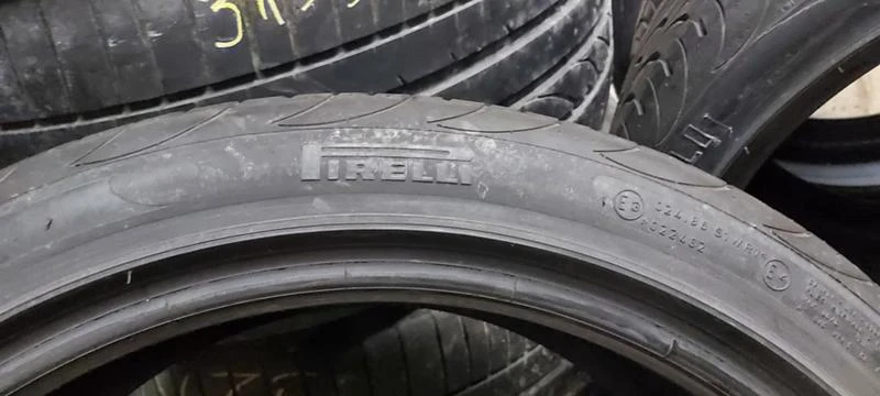 Гуми Летни 235/40R19, снимка 4 - Гуми и джанти - 33641917