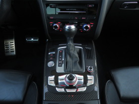 Audi Rs4 4.2 FSI Quattro, Keyless-Go, B&O, Navi, Кожа, снимка 8