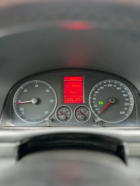 VW Touran DSG - 2199 € / 4300.87 лв. - 58779059 8