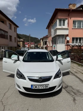 Opel Astra J