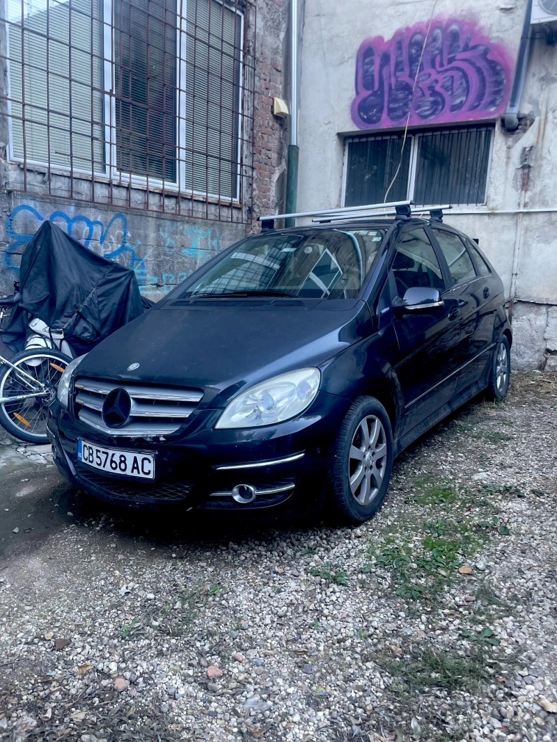 Mercedes-Benz B 180, снимка 1 - Автомобили и джипове - 48454294