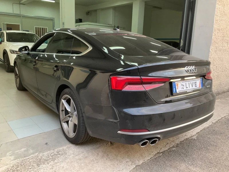 Audi A5 3.0TDi 4X4 DIGITAL COKCPIT, снимка 2 - Автомобили и джипове - 47897789