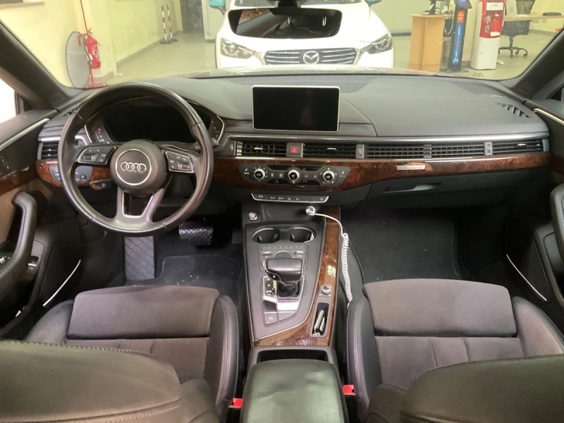 Audi A5 3.0TDi 4X4 DIGITAL COKCPIT, снимка 8 - Автомобили и джипове - 47897789