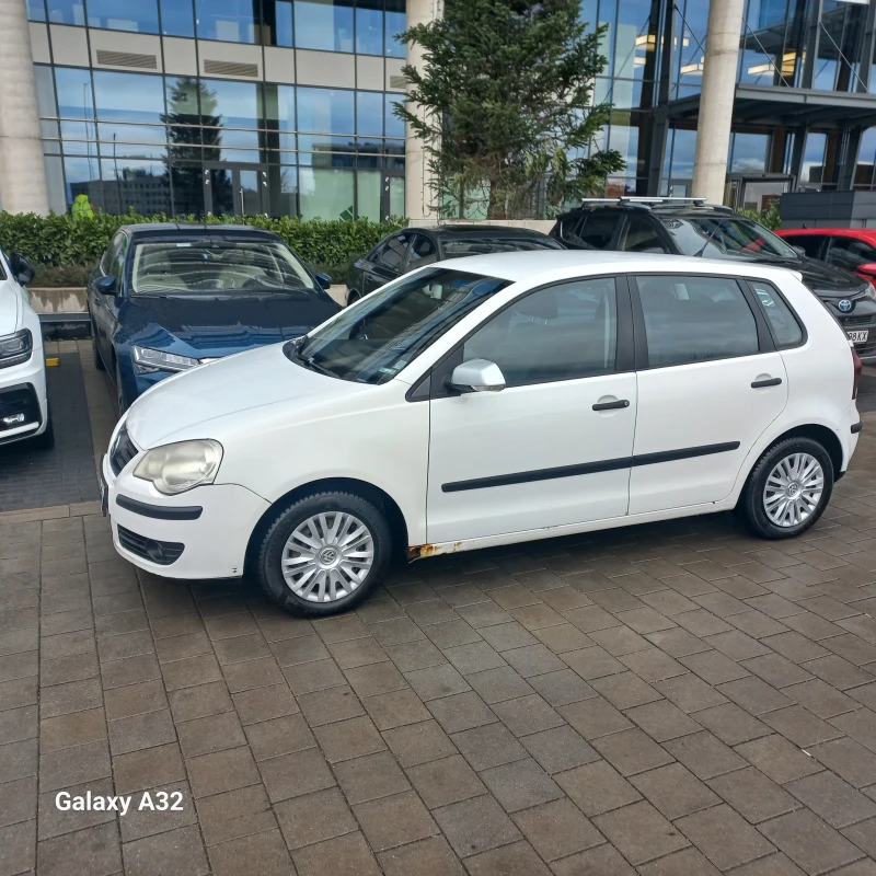 VW Polo, снимка 4 - Автомобили и джипове - 48353472