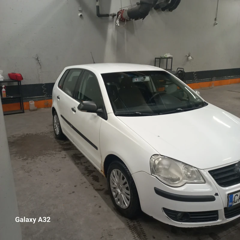 VW Polo, снимка 6 - Автомобили и джипове - 48353472