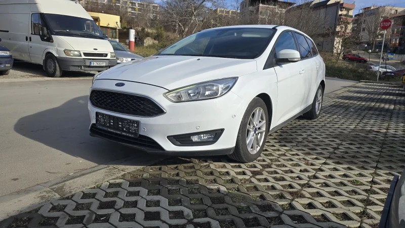 Ford Focus 1.5 ПЕРФЕКТЕН, снимка 2 - Автомобили и джипове - 48580771